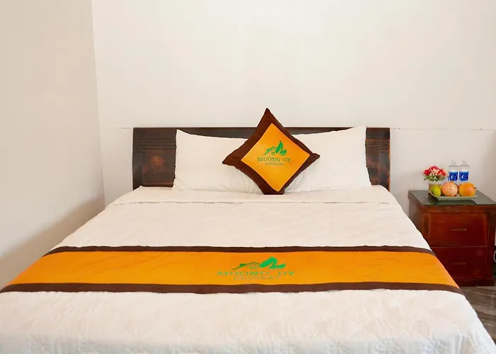 Muong Dy Retreat Ba VI