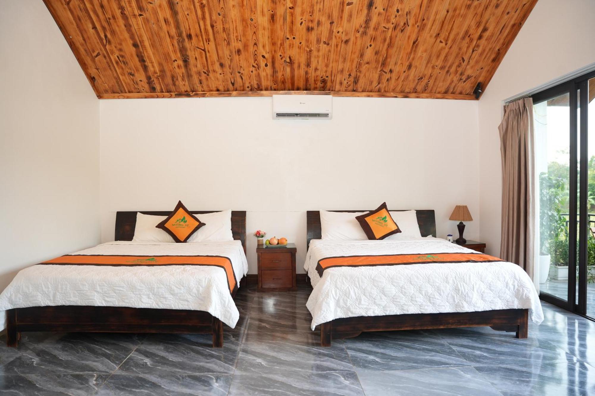 Muong Dy Retreat lều *