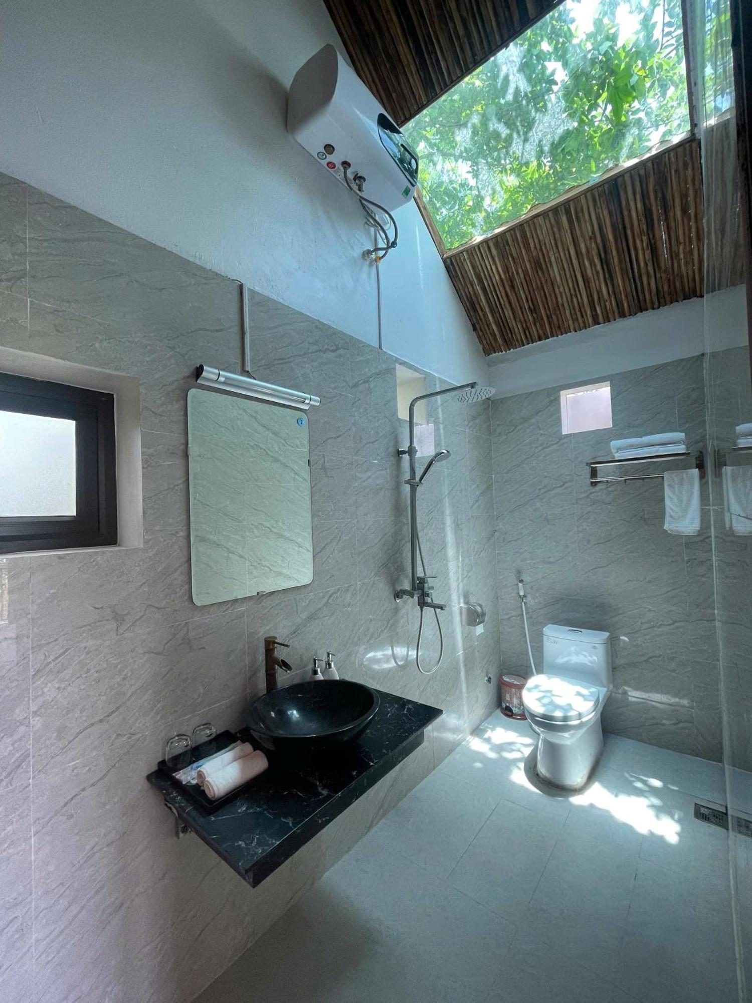 Muong Dy Retreat